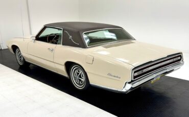 Ford-Thunderbird-1967-2