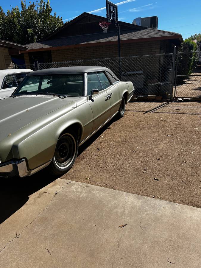 Ford-Thunderbird-1967-5