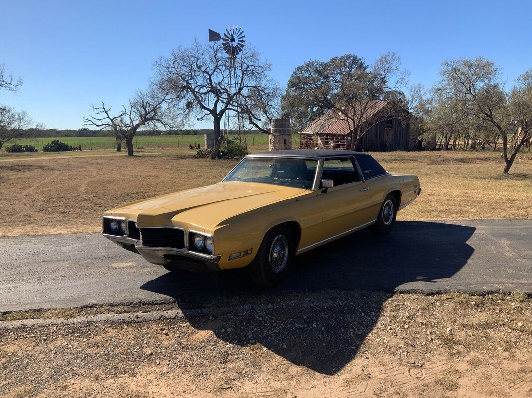 Ford-Thunderbird-1971-10