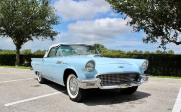 Ford-Thunderbird-Berline-1957-4