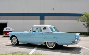 Ford-Thunderbird-Berline-1957-9