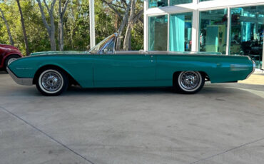 Ford-Thunderbird-Berline-1961-7