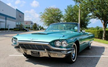 Ford-Thunderbird-Berline-1965-7