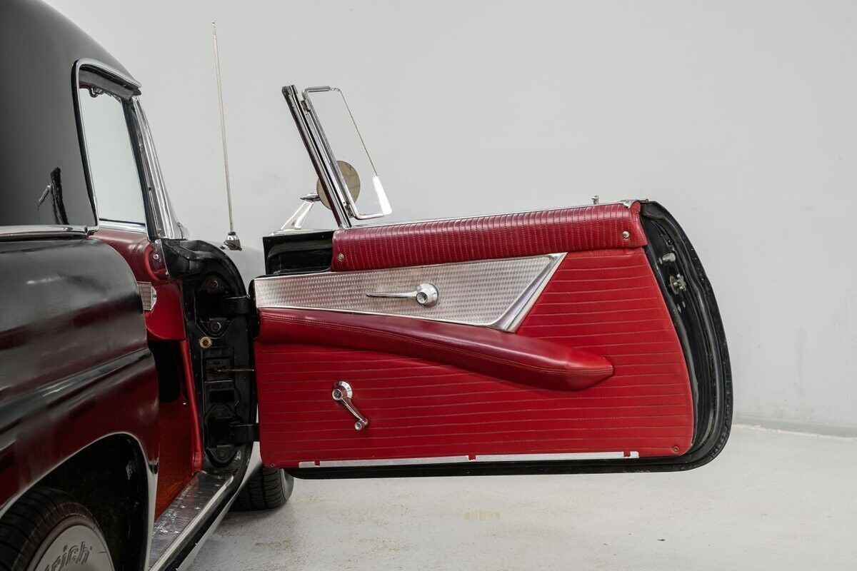 Ford-Thunderbird-Cabriolet-1956-10