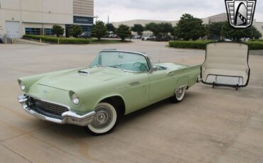 Ford-Thunderbird-Cabriolet-1957-2