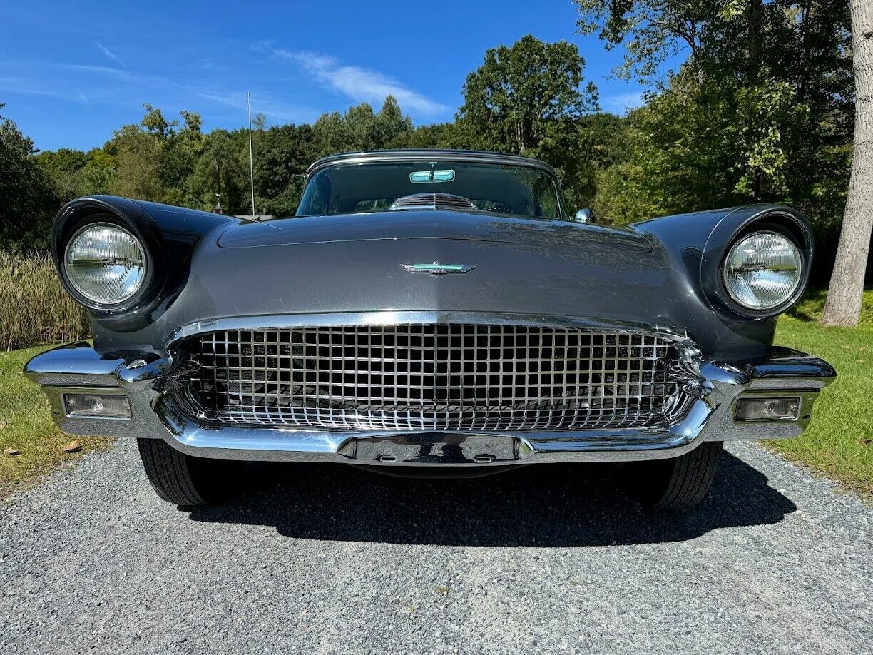 Ford-Thunderbird-Cabriolet-1957-3