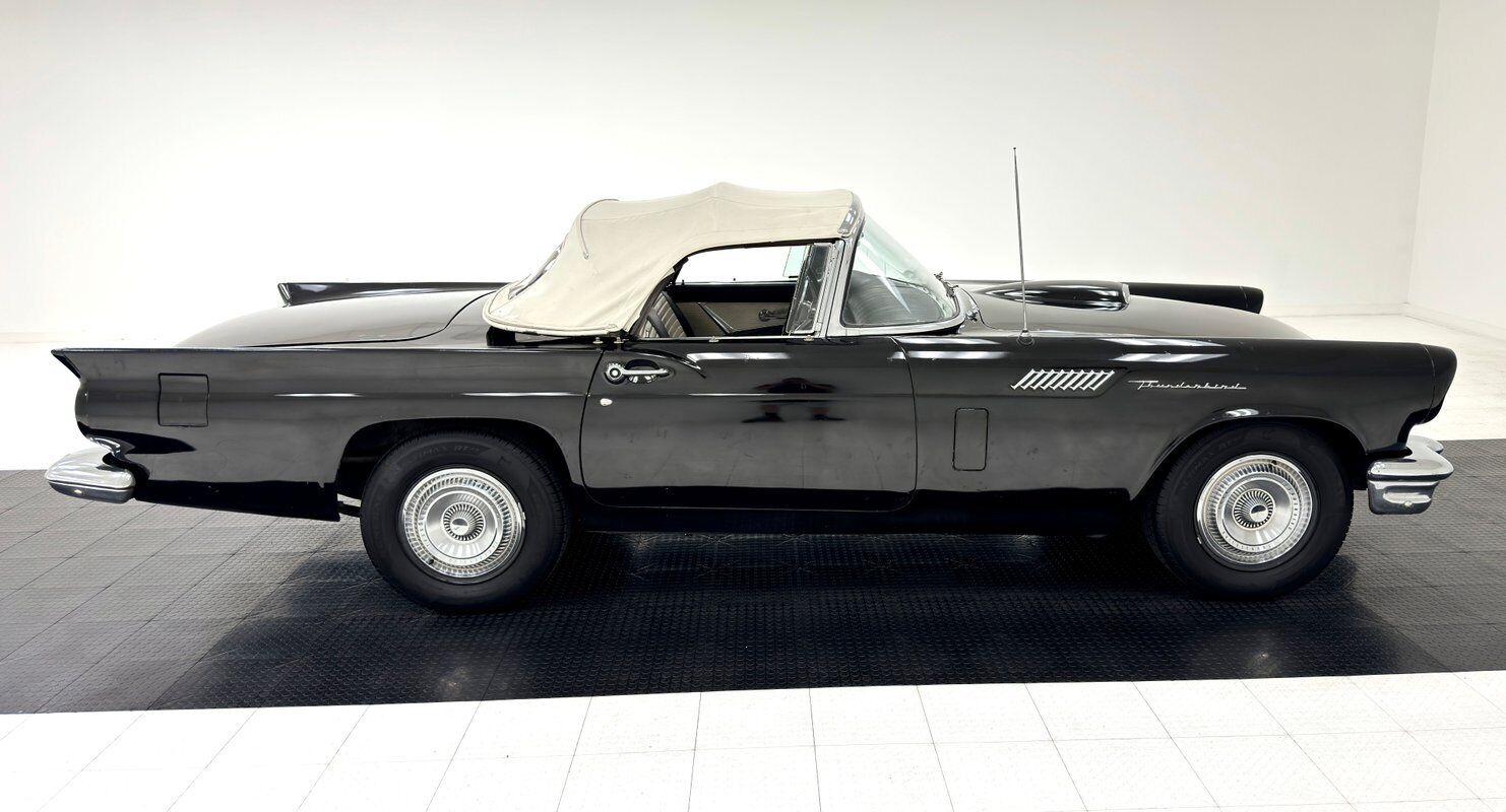 Ford-Thunderbird-Cabriolet-1957-8