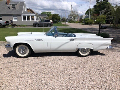 Ford-Thunderbird-Coupe-1957-2