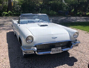 Ford-Thunderbird-Coupe-1957-4