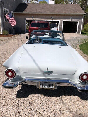 Ford-Thunderbird-Coupe-1957-7