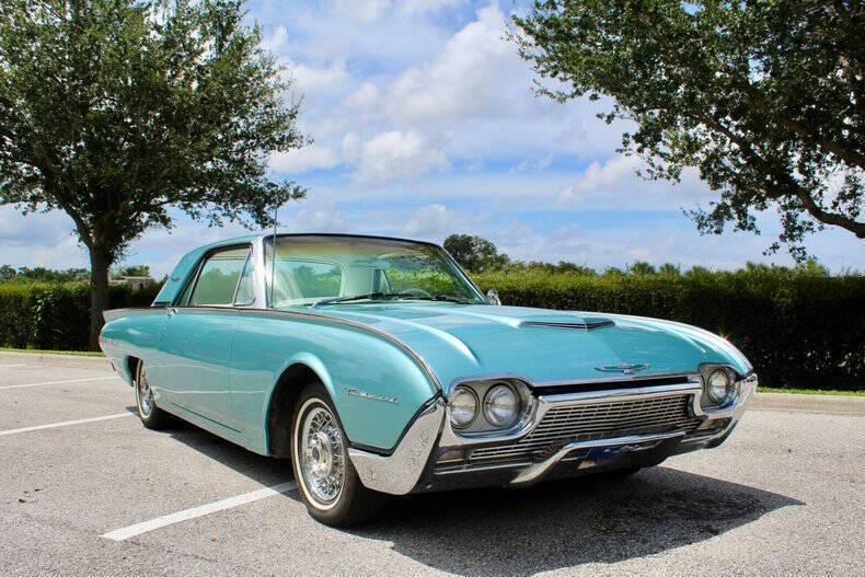 Ford-Thunderbird-Coupe-1962-4