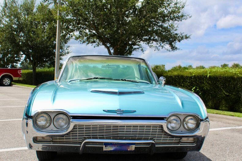 Ford-Thunderbird-Coupe-1962-5