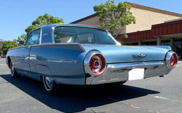 Ford-Thunderbird-Coupe-1963-5