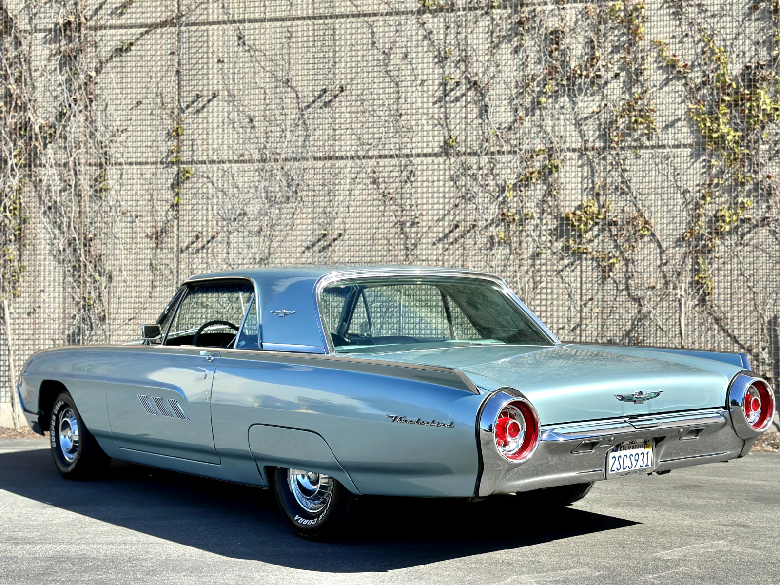 Ford-Thunderbird-Coupe-1963-6