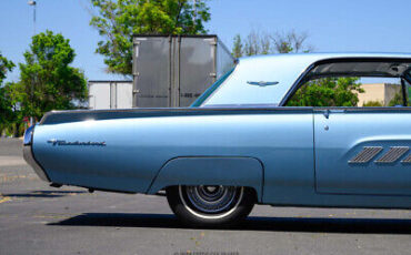 Ford-Thunderbird-Coupe-1963-9