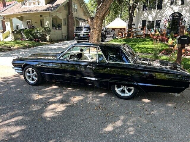 Ford-Thunderbird-Coupe-1964-2