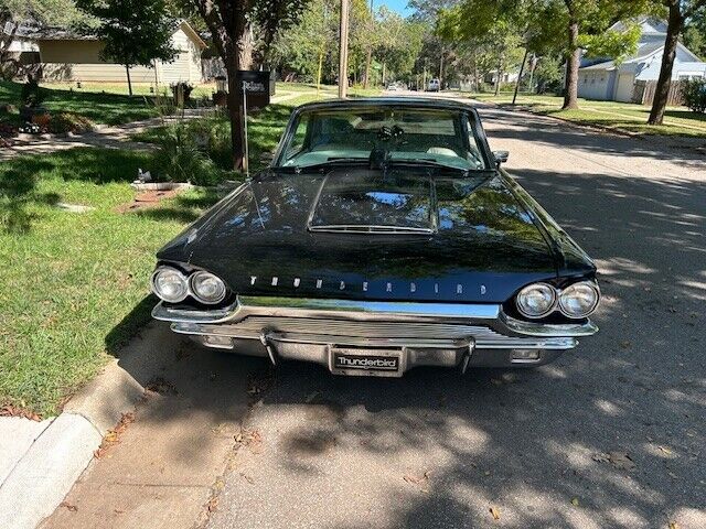 Ford-Thunderbird-Coupe-1964-3