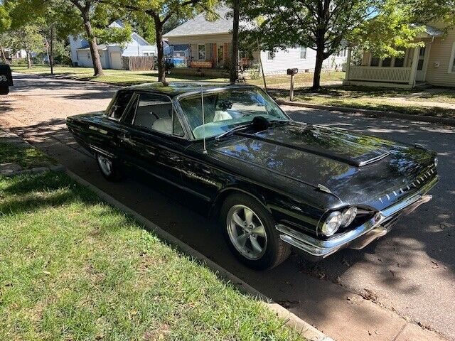 Ford-Thunderbird-Coupe-1964-4