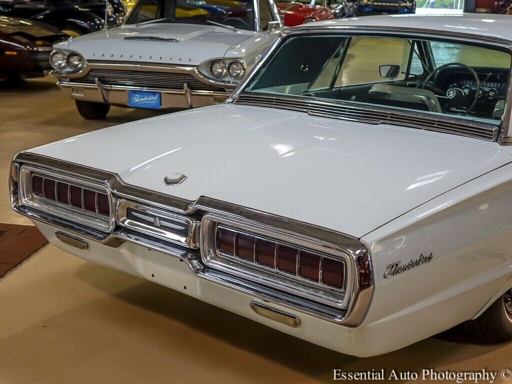 Ford-Thunderbird-Coupe-1965-9