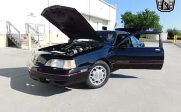 Ford-Thunderbird-Coupe-1987-3