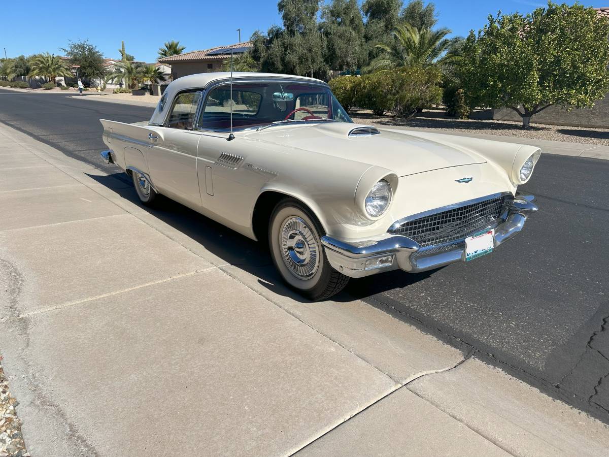 Ford-Thunderbird-convertible-1957-3