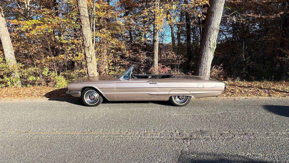 Ford-Thunderbird-convertible-1966-1