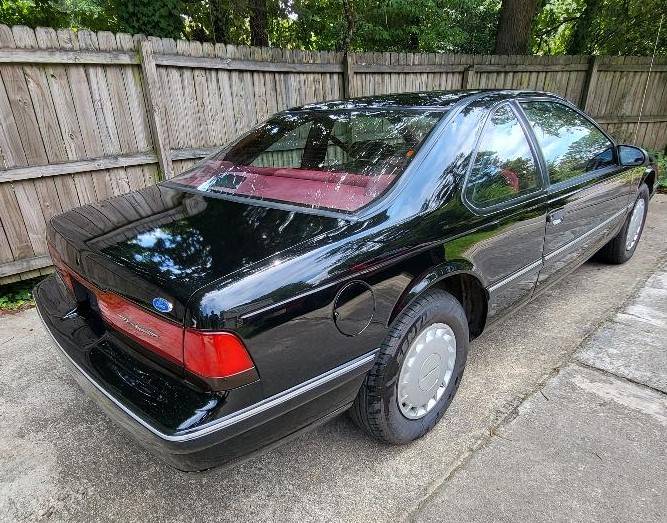 Ford-Thunderbird-standard-1989-1