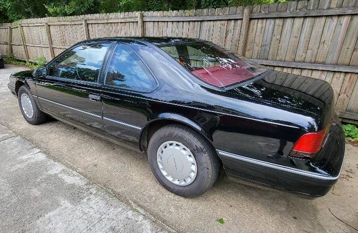 Ford-Thunderbird-standard-1989-2