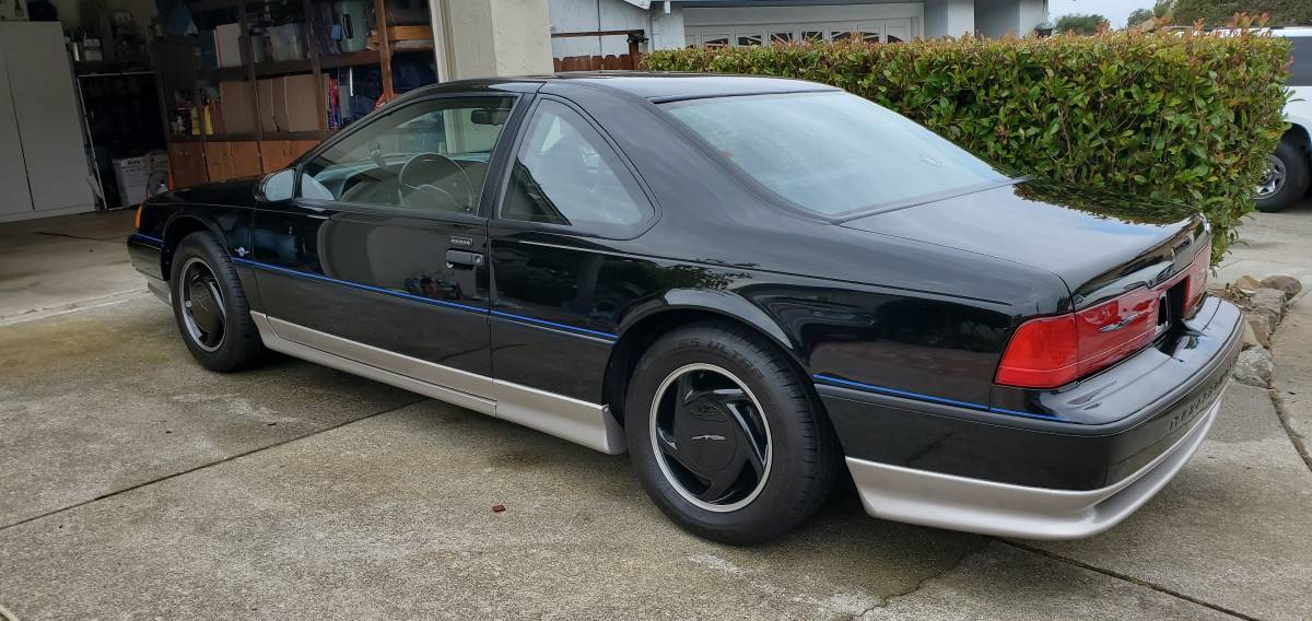 Ford-Thunderbird-super-coupe-1990-4