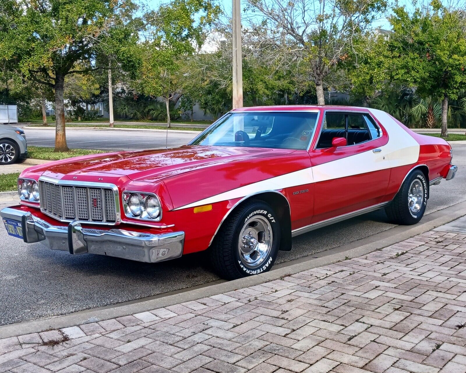 Ford-Torino-Coupe-1976-26