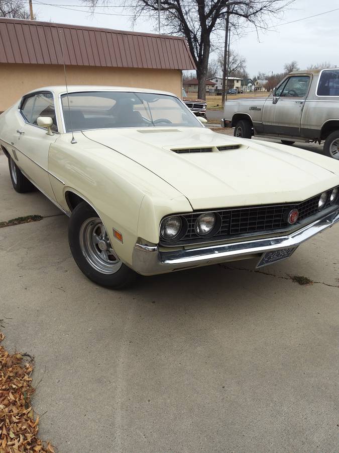 Ford-Torino-gt-1970-4