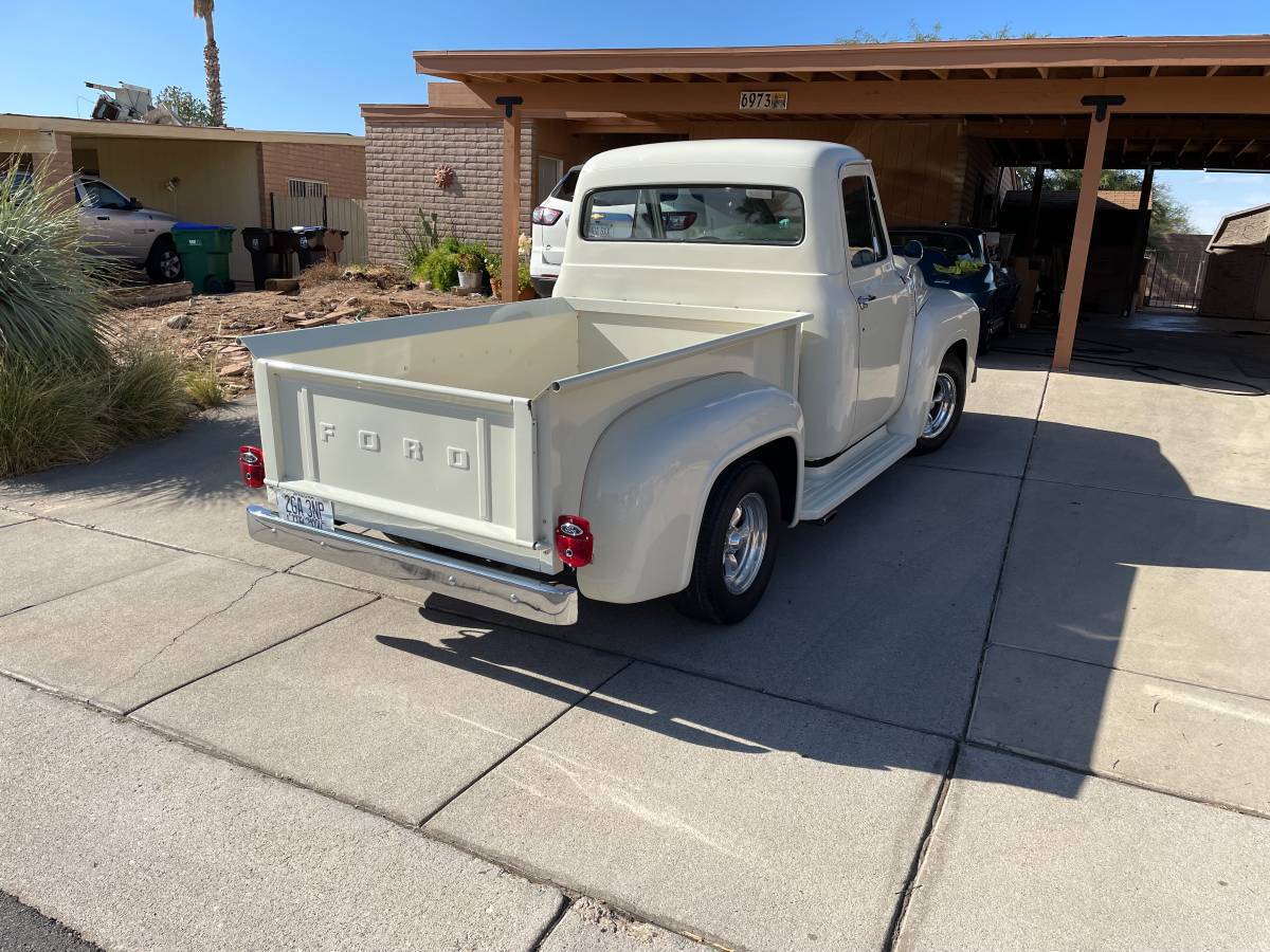 Ford-Truck-1955-3