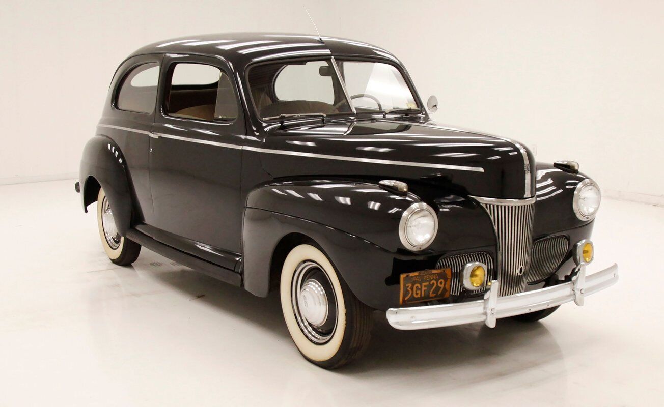 Ford-Tudor-Berline-1941-5