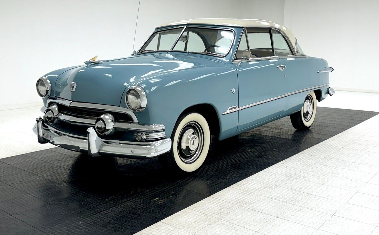 Ford Victoria  1951