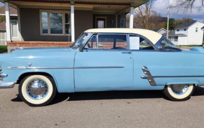 Ford Victoria  1953 à vendre