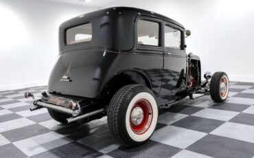 Ford-Victoria-Coupe-1930-6