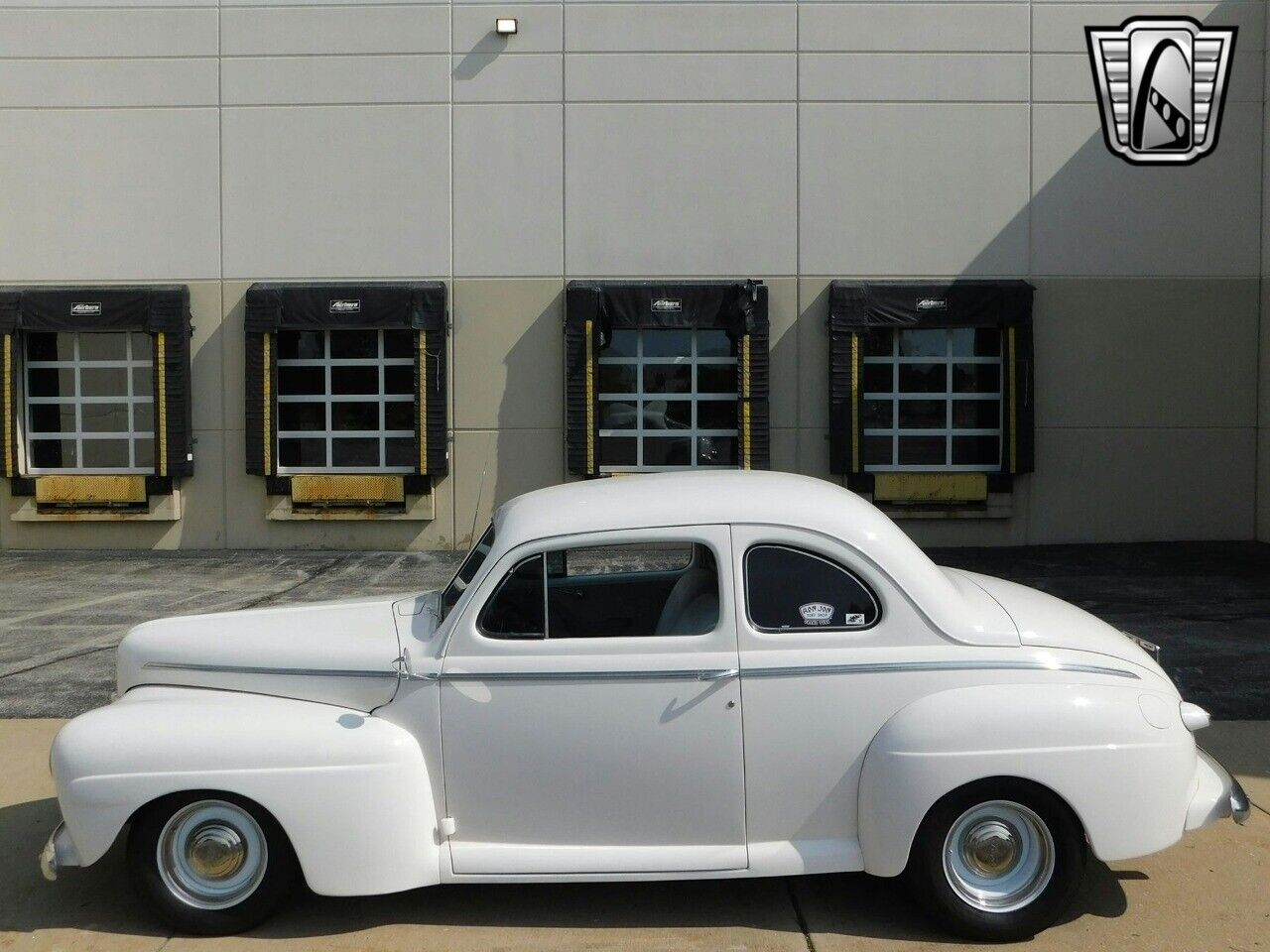 Ford-coupe-1946-2