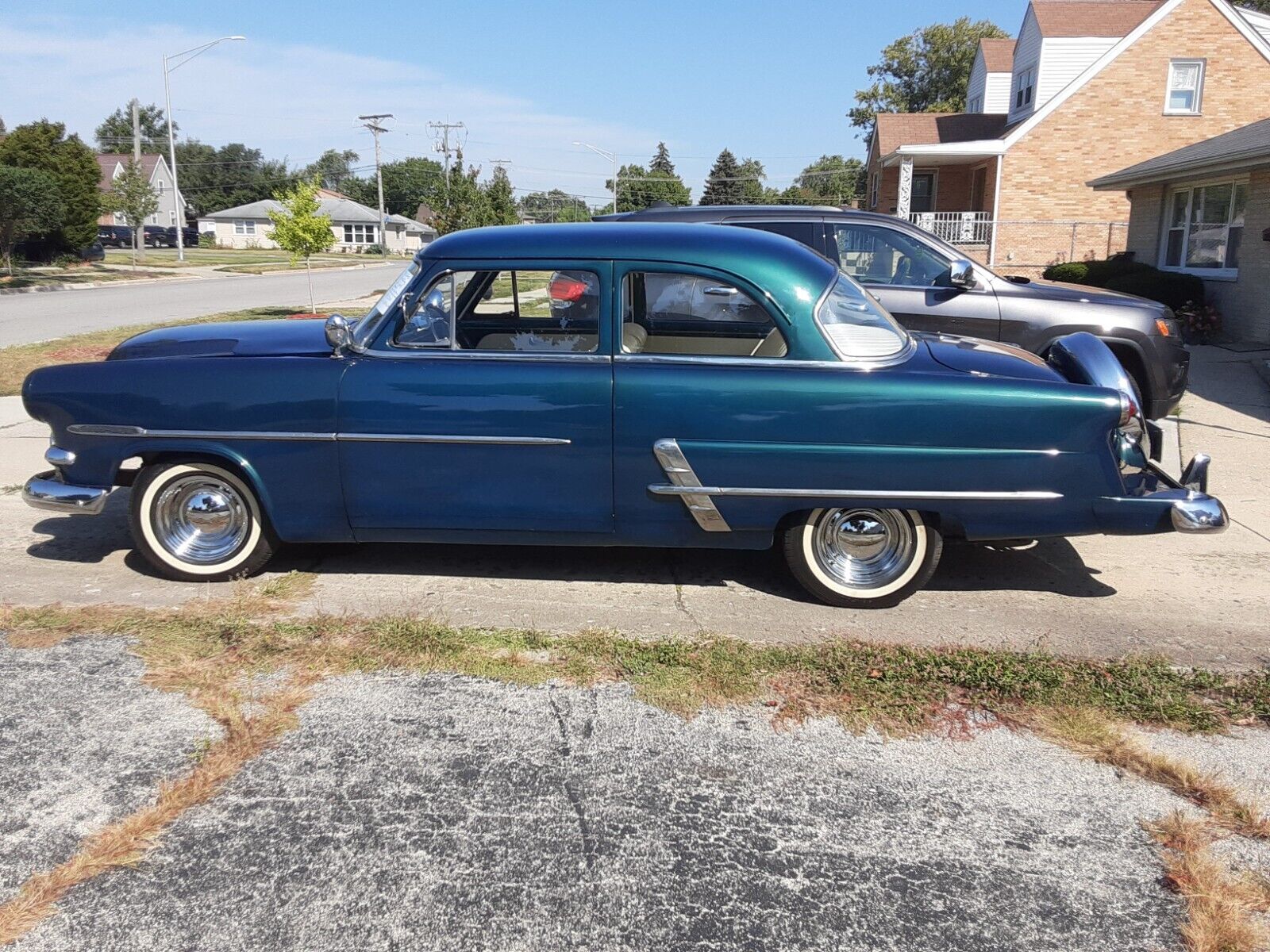 Ford-customline-with-mild-custom-351-eng-Coupe-1953-4