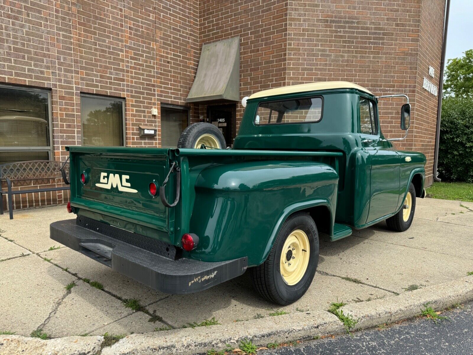 GMC-100-1959-9