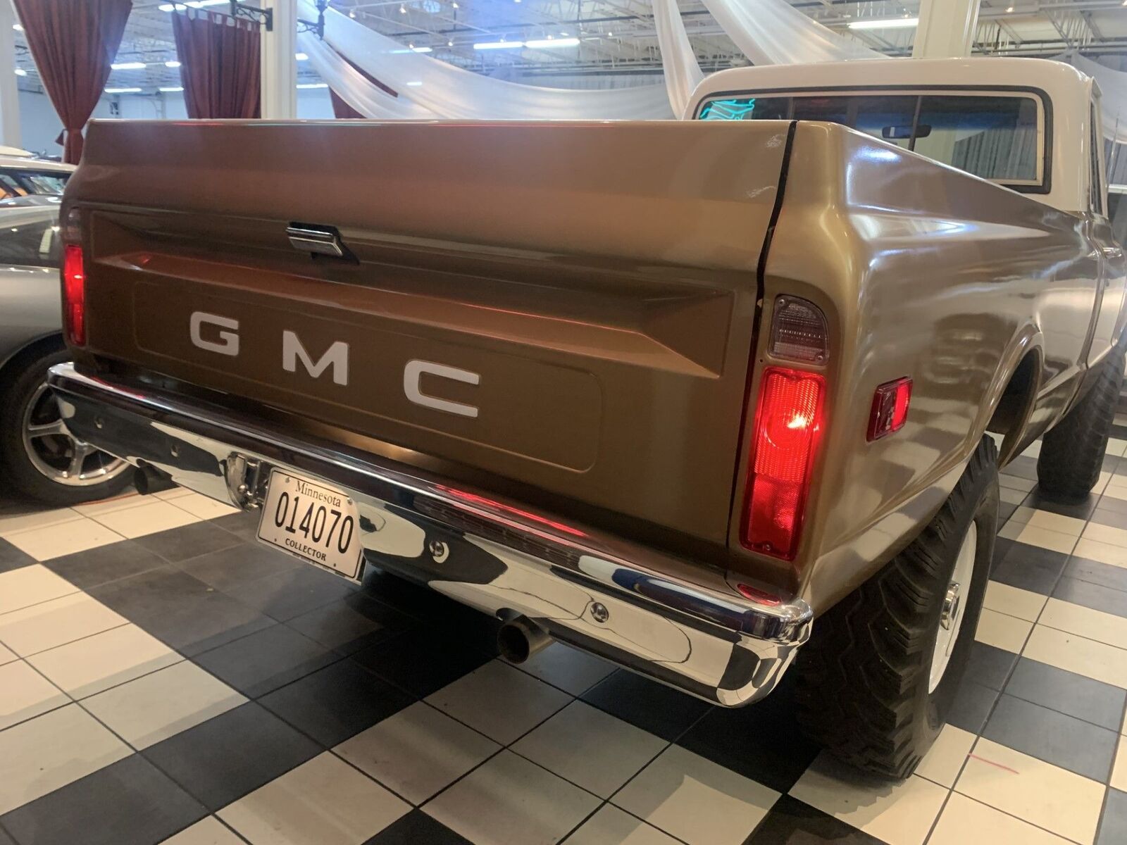 GMC-2500-1971-7