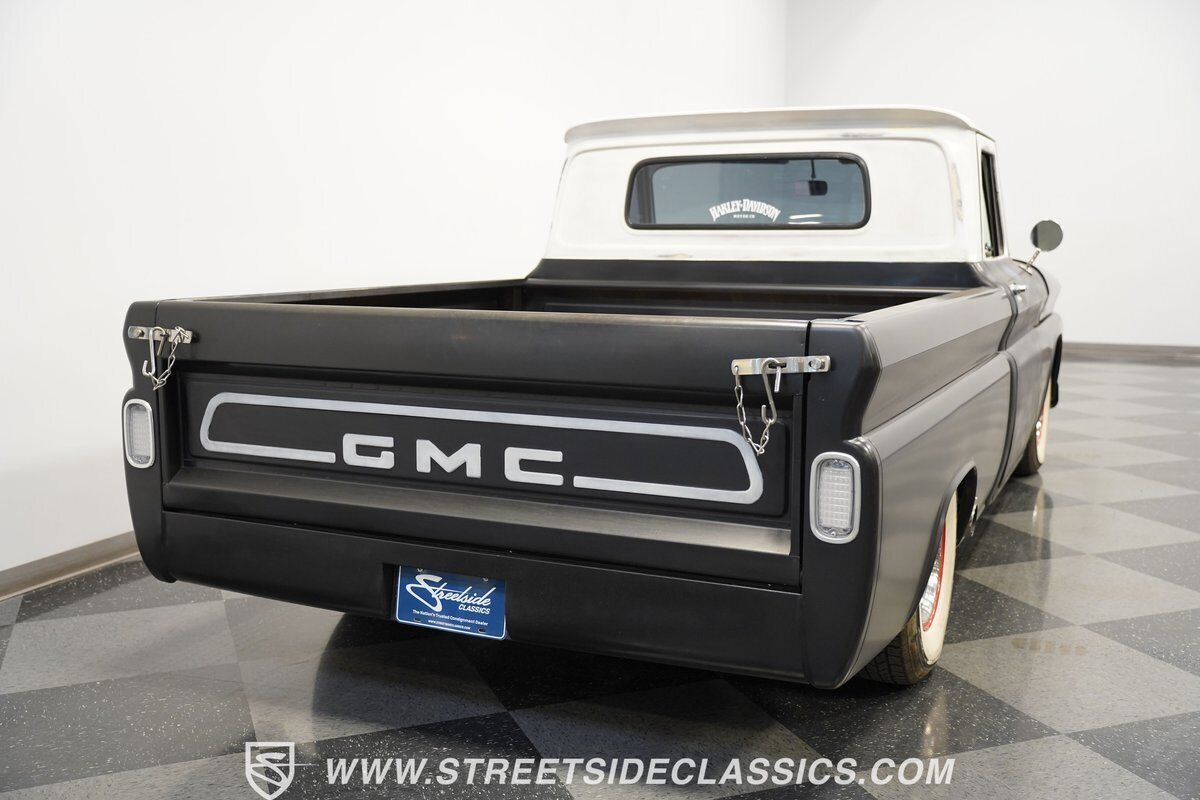 GMC-C10-Pickup-1966-10