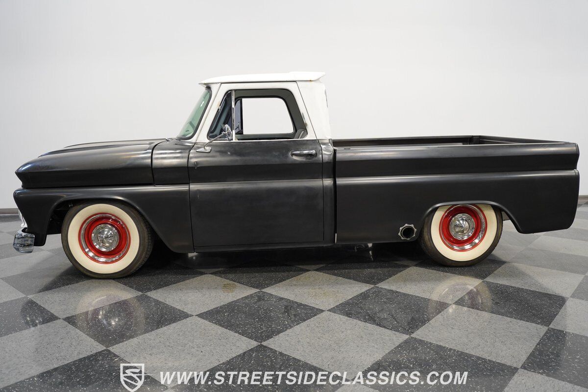 GMC-C10-Pickup-1966-2