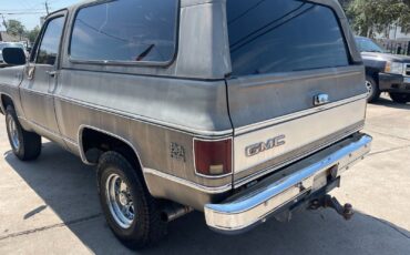 GMC-Jimmy-1979-1