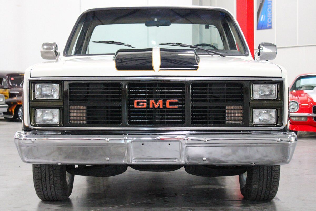 GMC-R10-Sierra-Classic-Pickup-1987-7