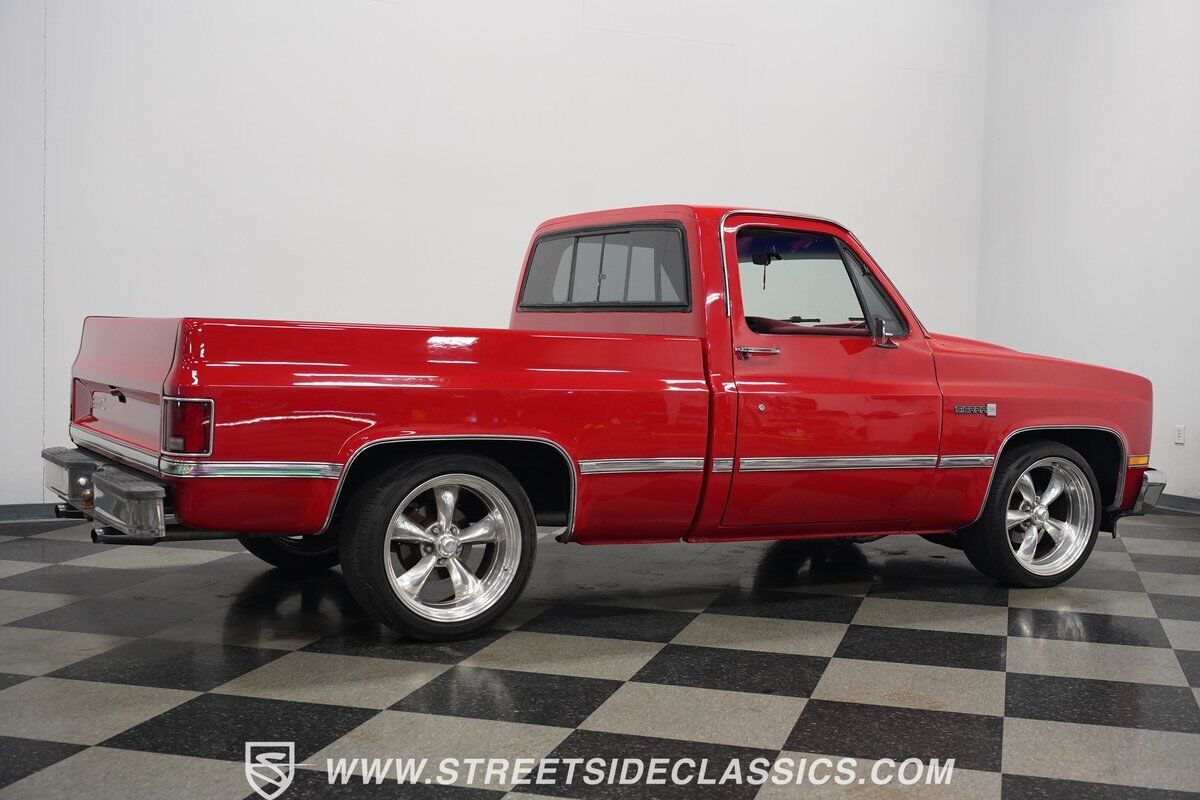 GMC-Sierra-1500-Pickup-1986-16