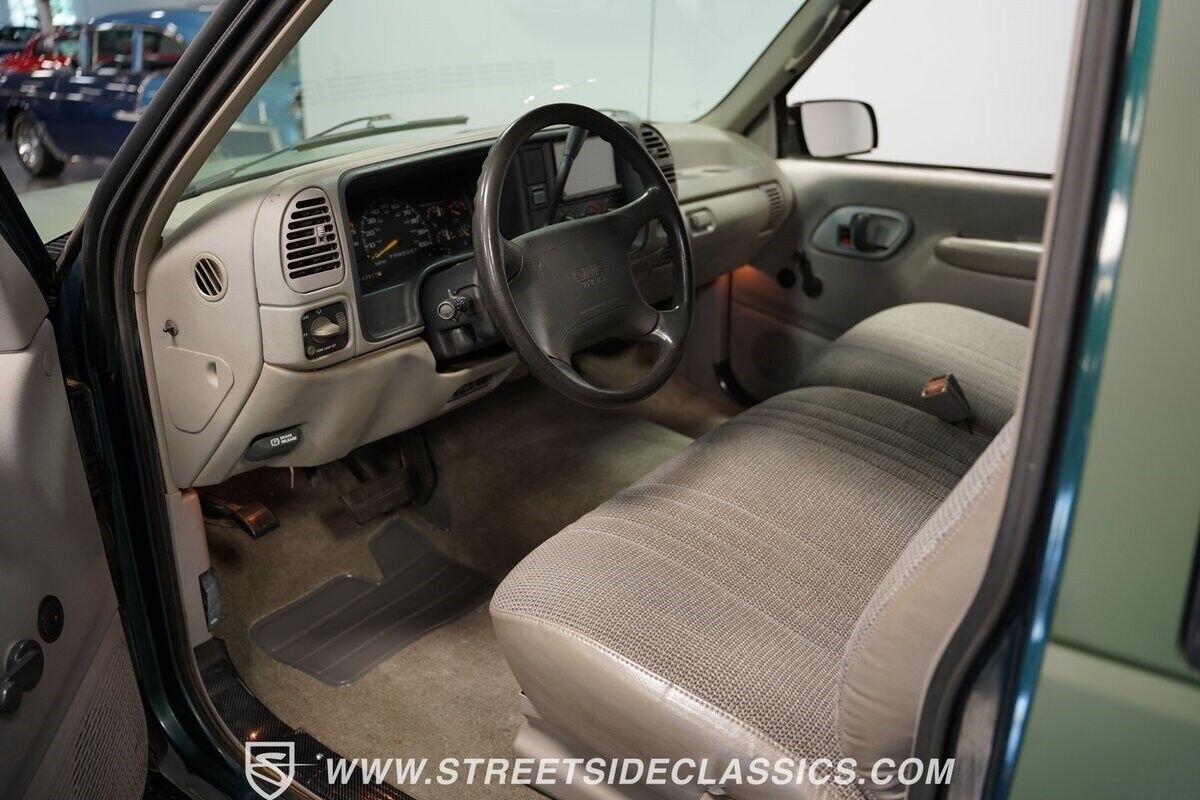 GMC-Sierra-1500-Pickup-1995-4