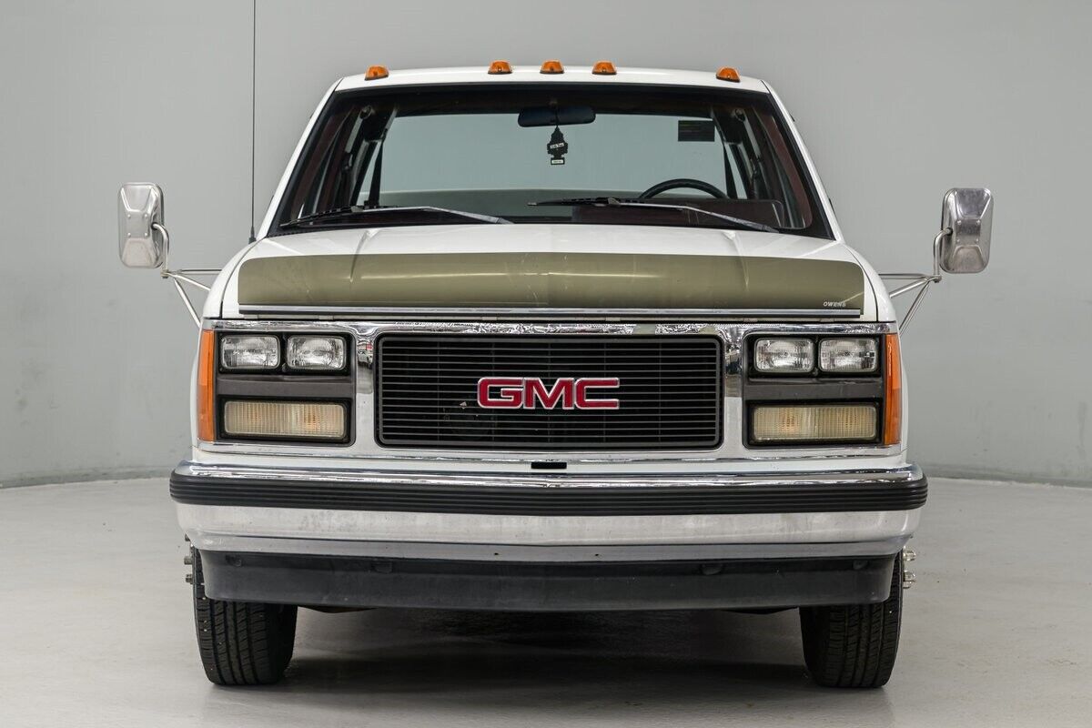 GMC-Sierra-3500-Pickup-1989-4