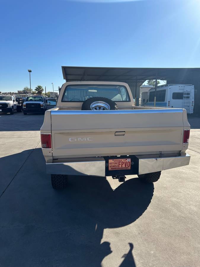 Gmc-Ck-pickup-12-ton-nominal-1985-4