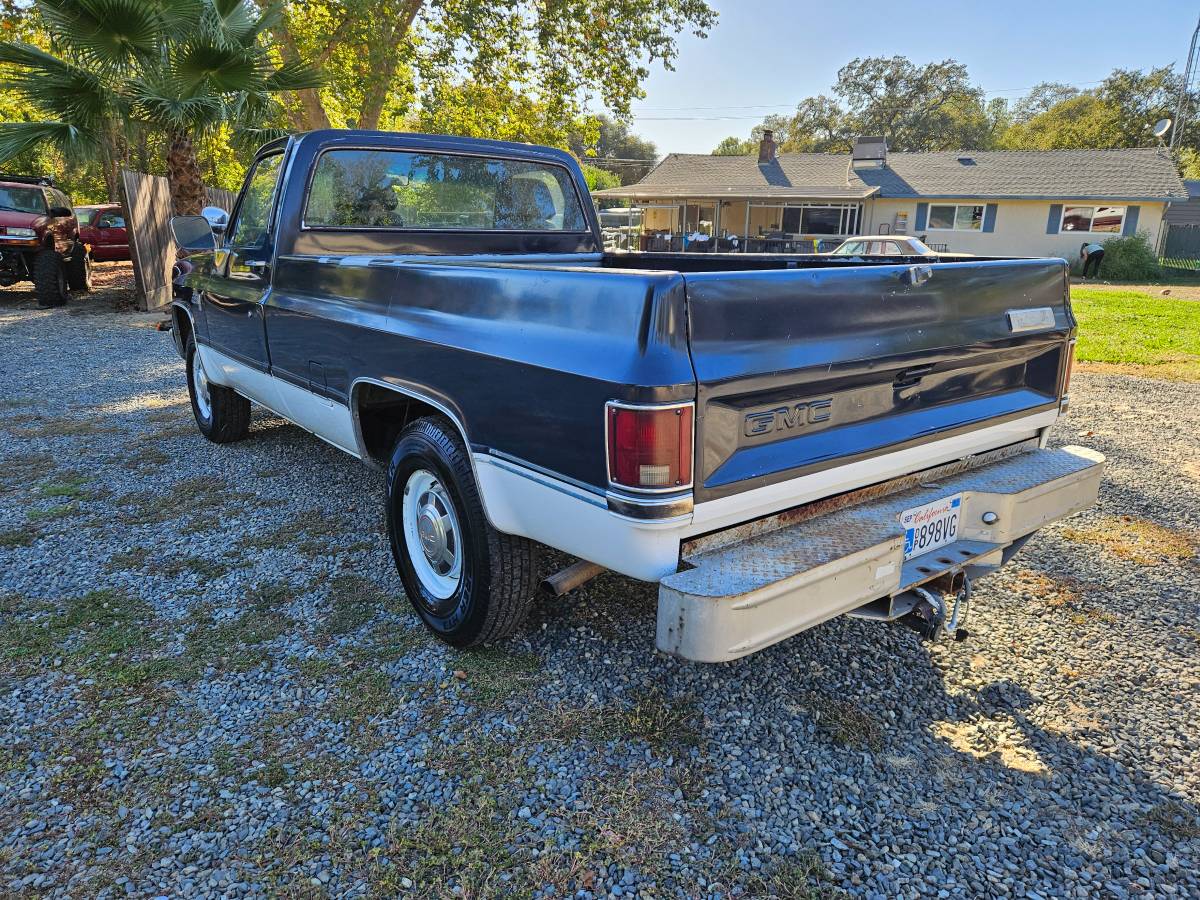 Gmc-Sierra-2500-diesel-1984-2