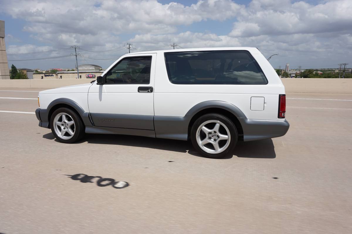 Gmc-Typhoon-1992-19